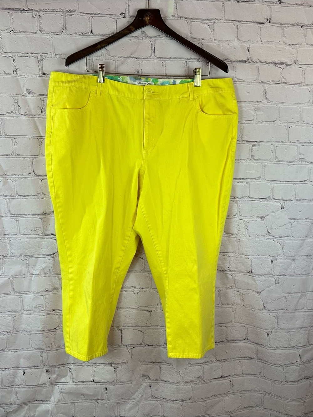 Coldwater Creek Bright Yellow Capri Pants women 20 cotton blend beach summer